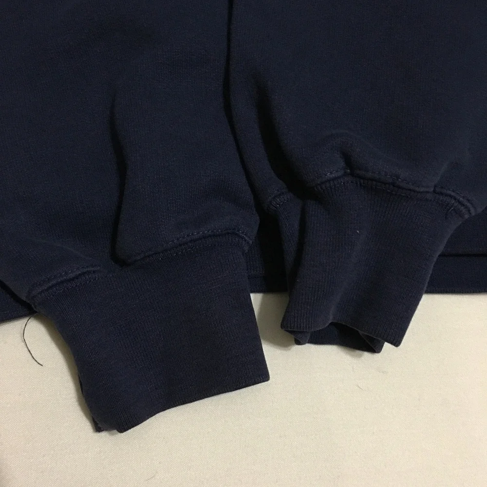Vintage Carhartt Crewneck Sweatshirt Men Large Navy Blue Embroidered Logo